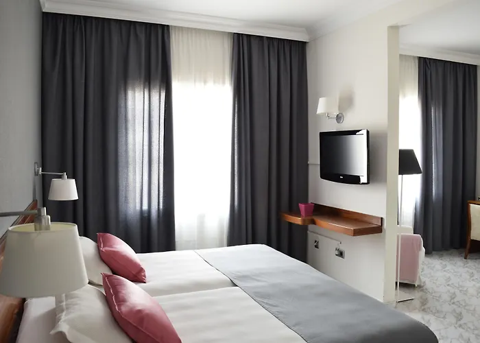 Szálloda Sercotel Parque 3*