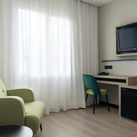 Sercotel Parque 3*